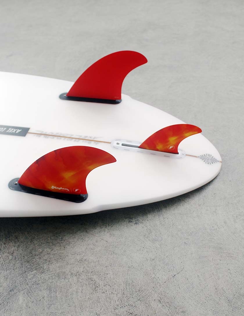 Futures Mayhem Honeycomb 2 + 1 Fins Medium - Red/Orange
