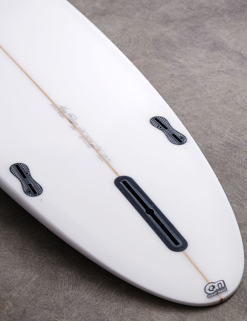 Mark Phipps One Bad Egg surfboard 7ft 6 FCS II - White